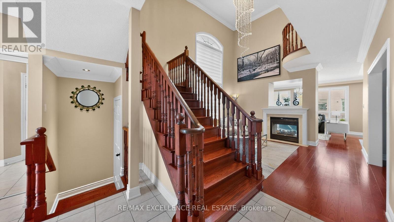 26 Blue Diamond Drive, Brampton, Ontario L6S 6J2 - Photo 4 - W13141646