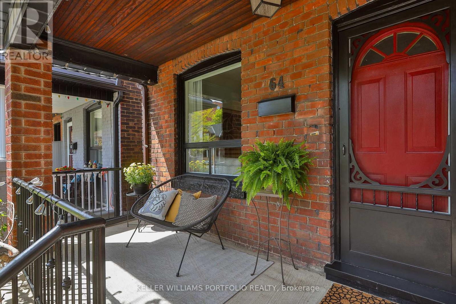 64 CAMPBELL AVENUE, Toronto, Ontario