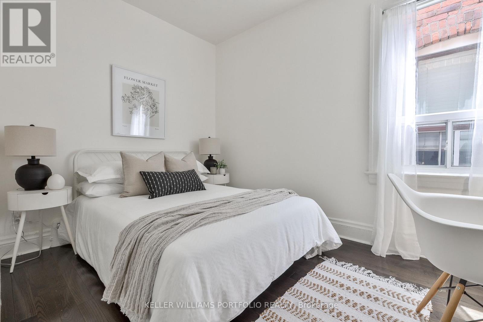 64 Campbell Avenue, Toronto, Ontario  M6P 3T8 - Photo 14 - W13141676