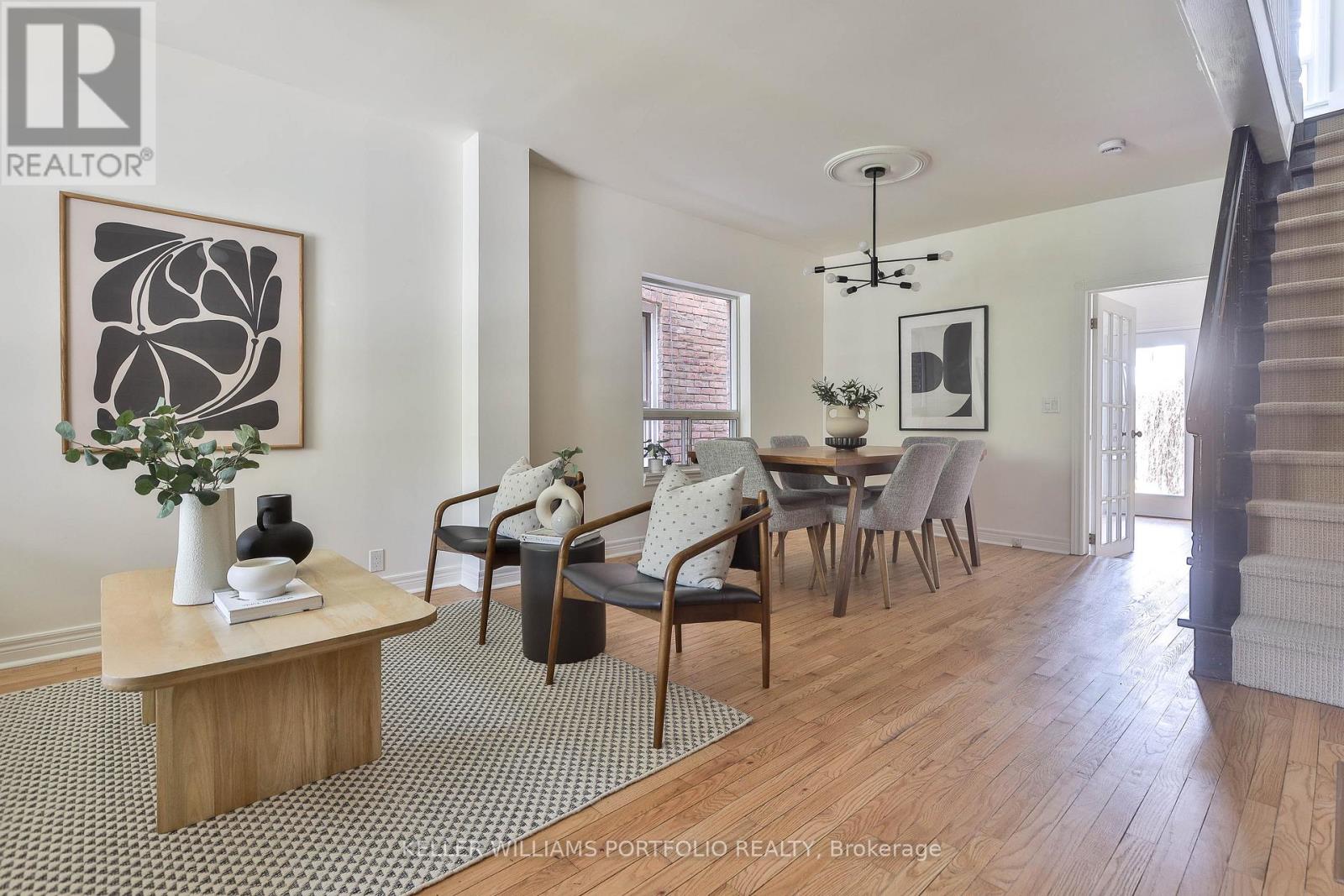 64 Campbell Avenue, Toronto, Ontario  M6P 3T8 - Photo 6 - W13141676