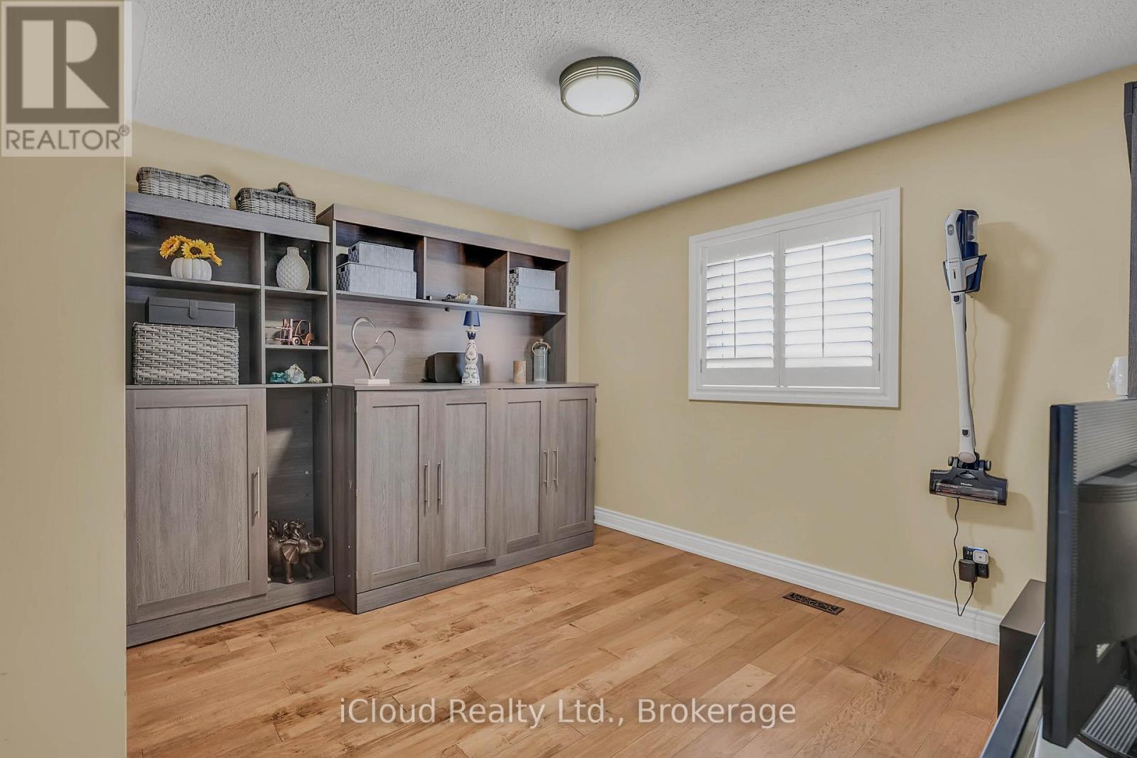 1370 Pickwick Drive, Mississauga, Ontario  L5V 2H4 - Photo 17 - W13141704