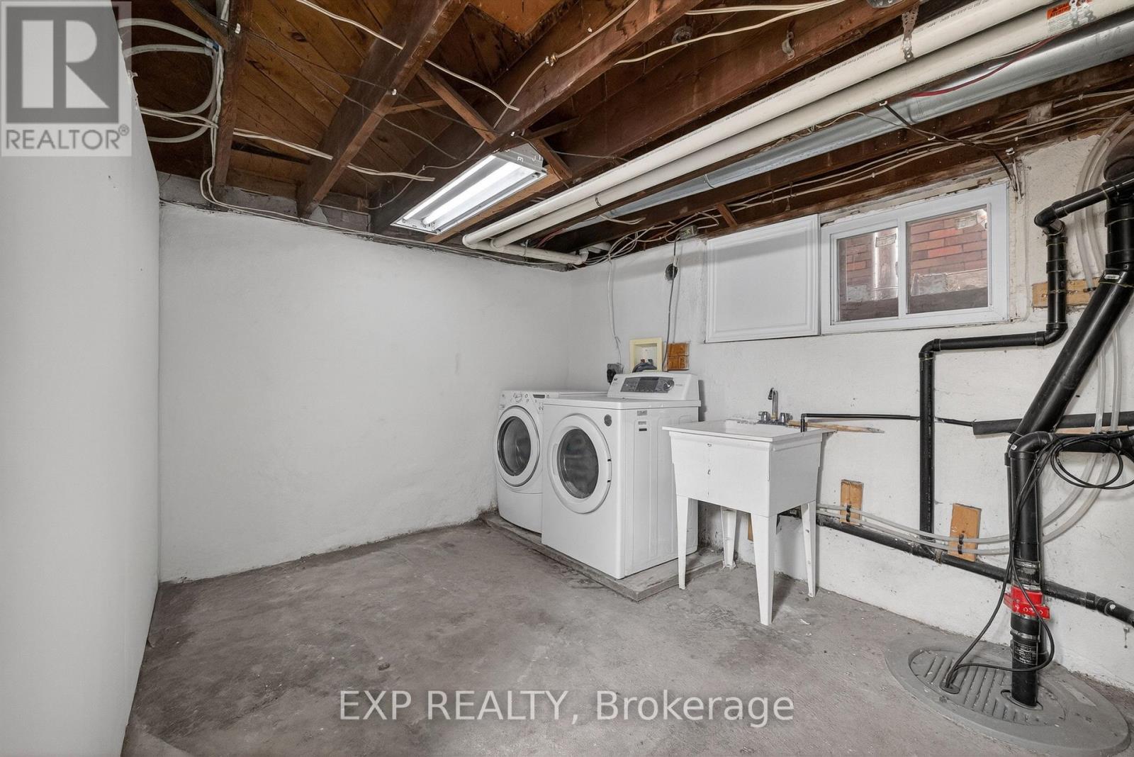 48 Stirling Avenue N, Kitchener, Ontario  N2H 3G5 - Photo 36 - X13141680