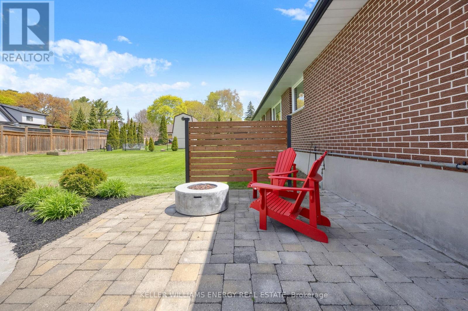 858 Swiss Heights, Oshawa, Ontario  L1K 2A9 - Photo 40 - E13141730