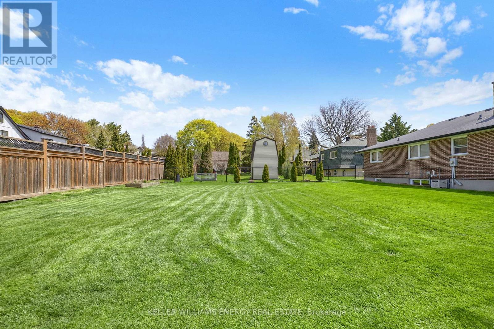 858 Swiss Heights, Oshawa, Ontario  L1K 2A9 - Photo 47 - E13141730