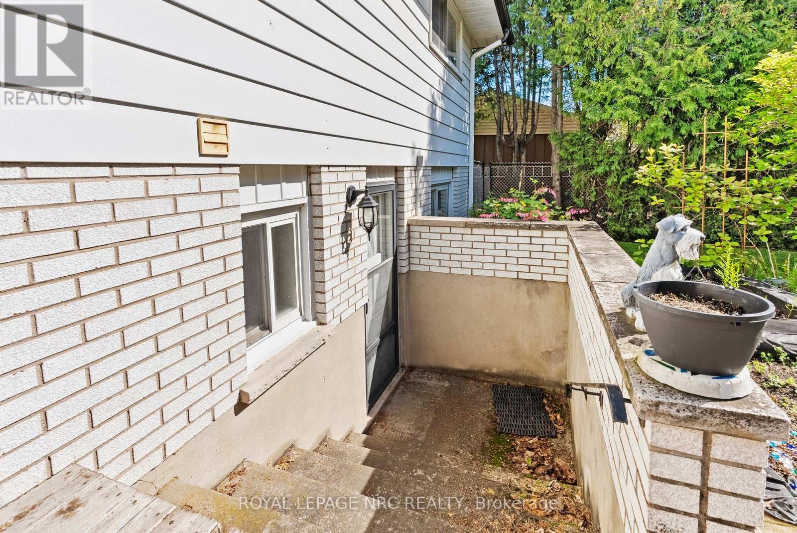 21 Upper Canada Drive, Niagara-On-The-Lake, Ontario  L0S 1J0 - Photo 26 - X13141746