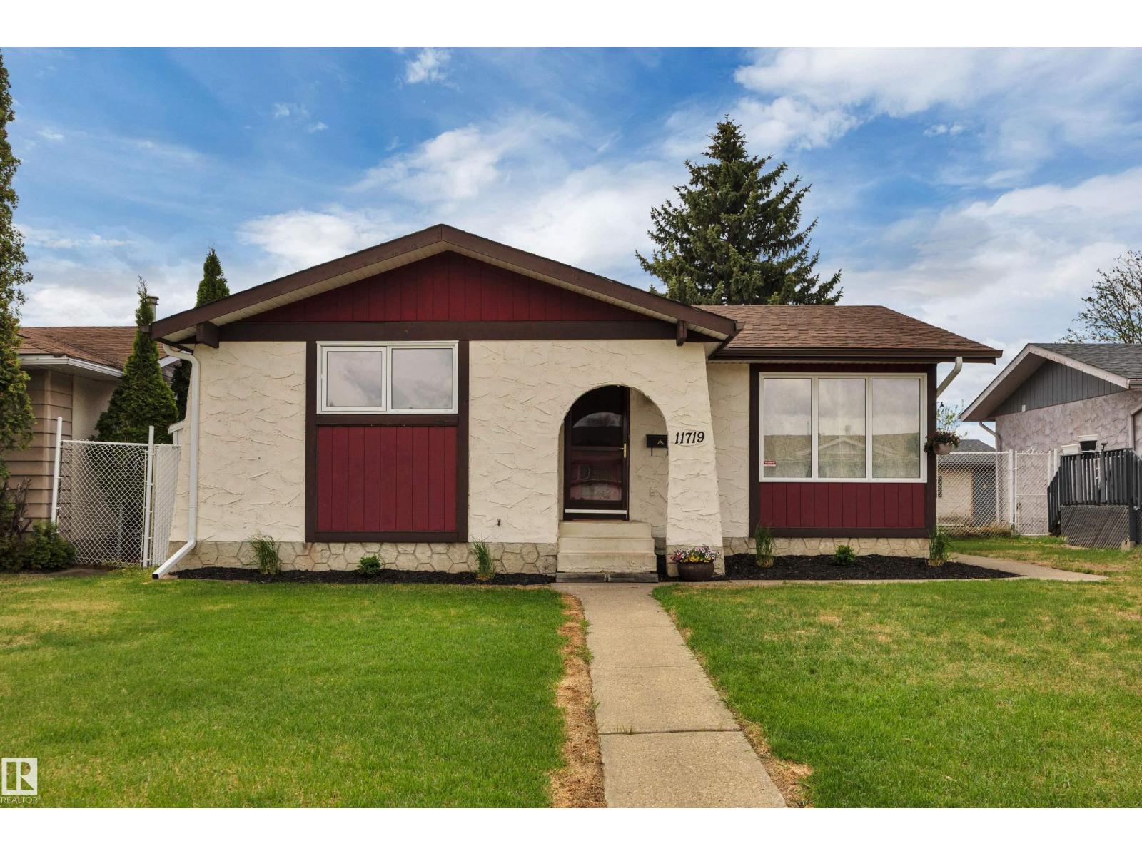 11719 152A AV NW, edmonton, Alberta