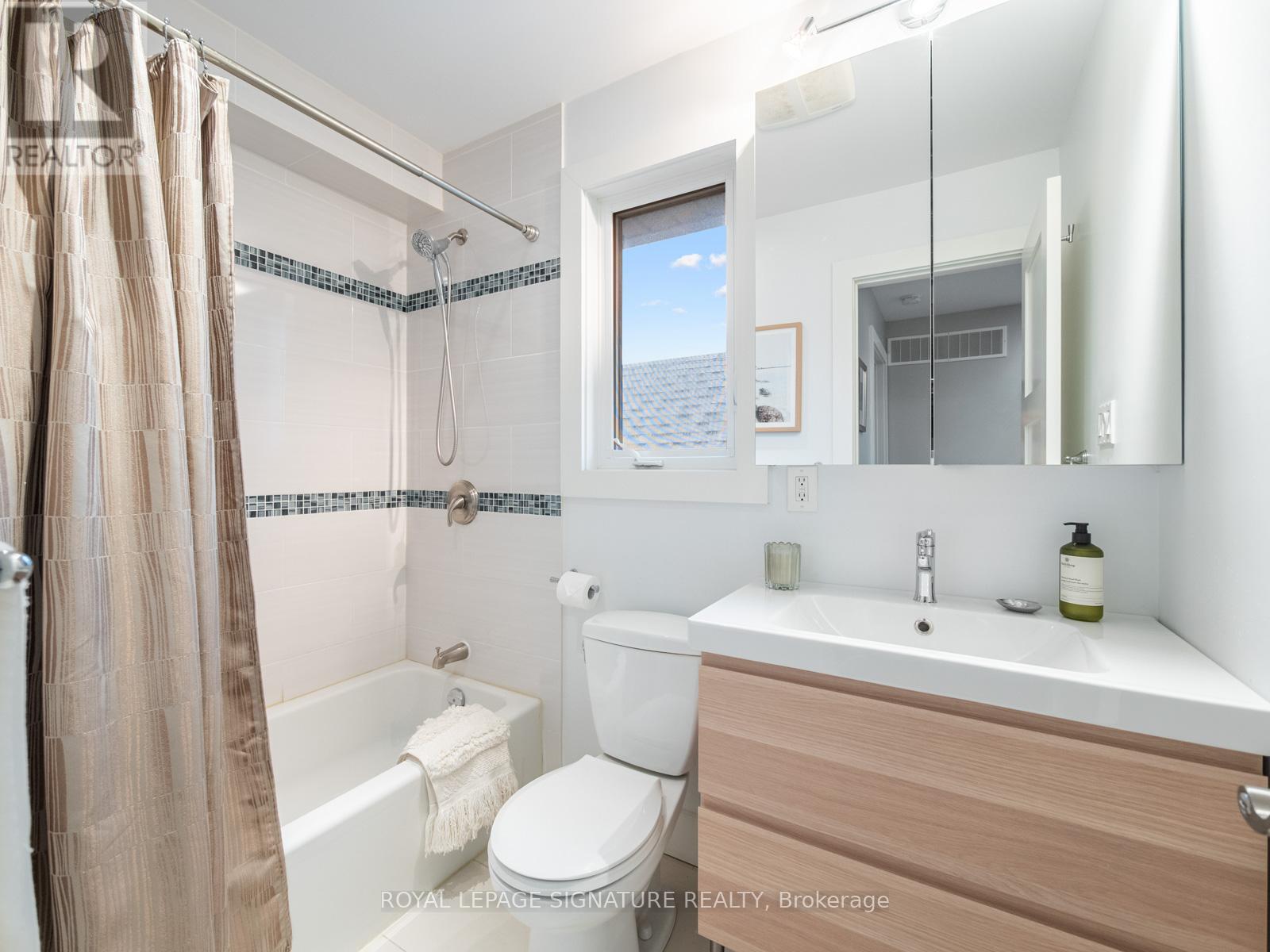 995 Greenwood Avenue, Toronto, Ontario M4J 4C7 - Photo 29 - E13141754