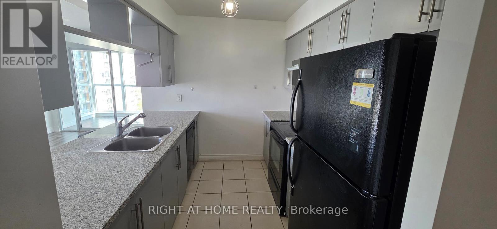 1704 - 70 Town Centre Court, Toronto, Ontario  M1P 4Y7 - Photo 6 - E13141776