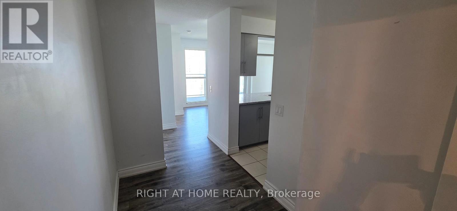 1704 - 70 Town Centre Court, Toronto, Ontario  M1P 4Y7 - Photo 7 - E13141776