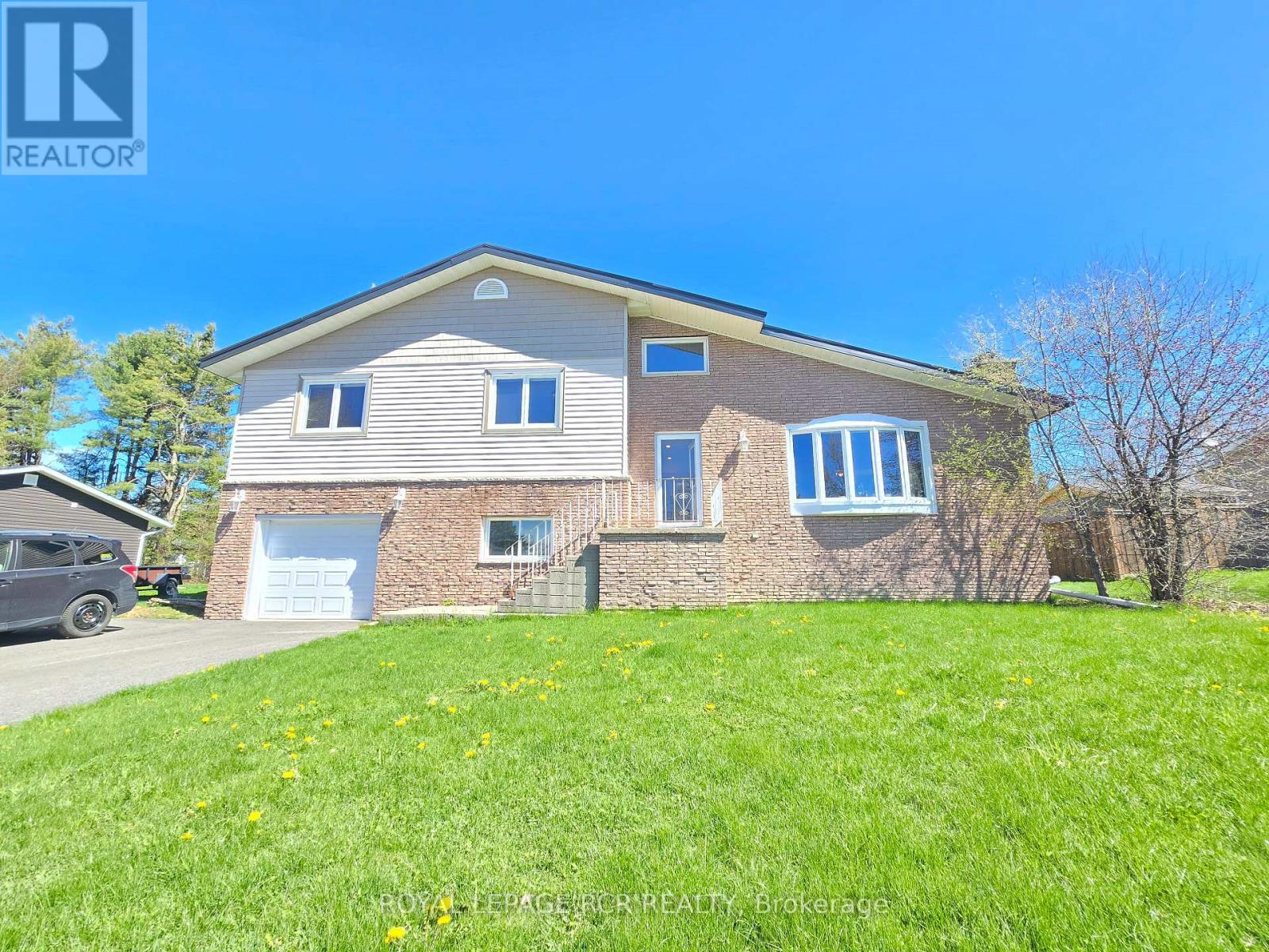 18 WESTVALE DRIVE, Bracebridge, Ontario