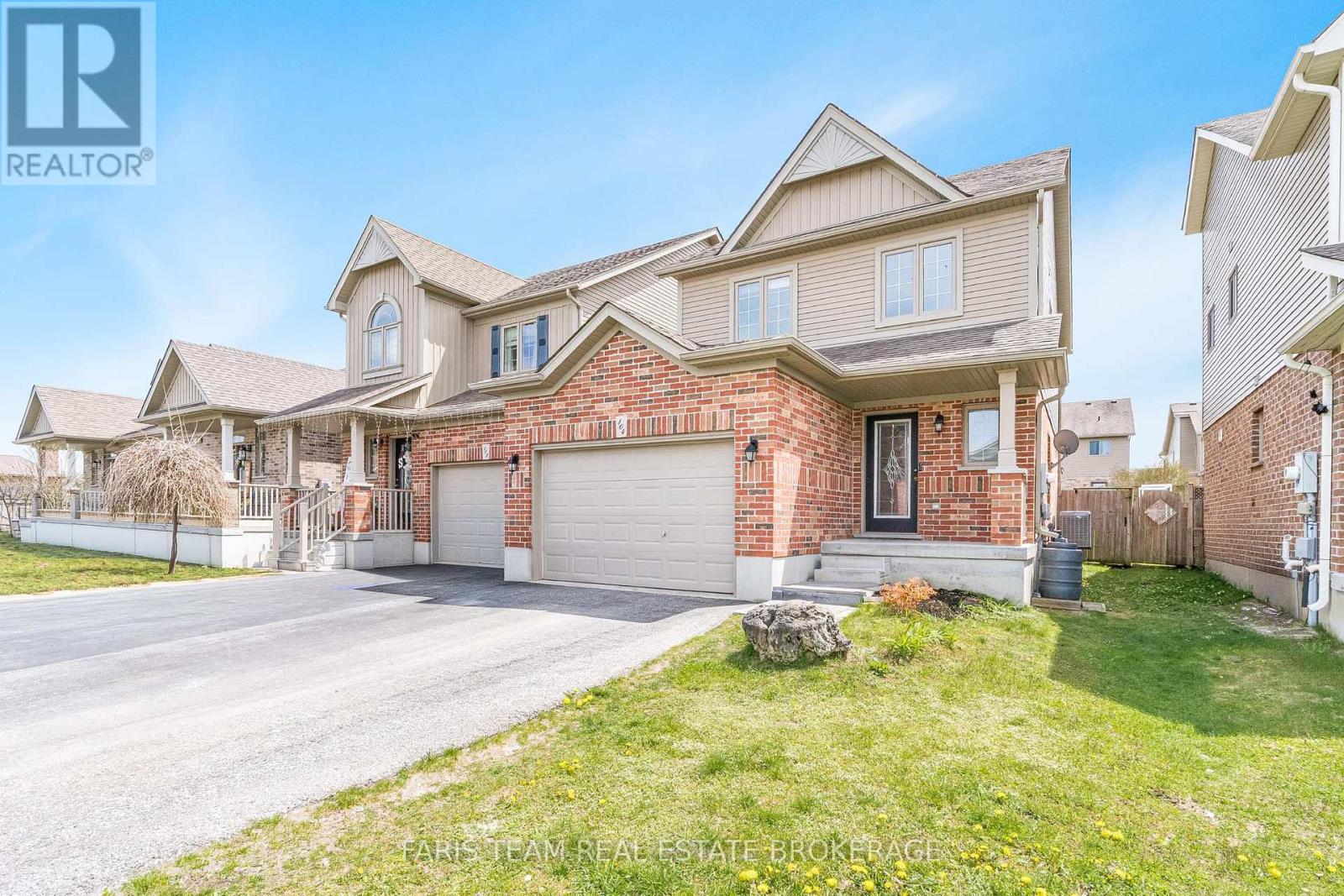 104 Banting Crescent, Essa, Ontario  L3W 0P3 - Photo 4 - N13141778