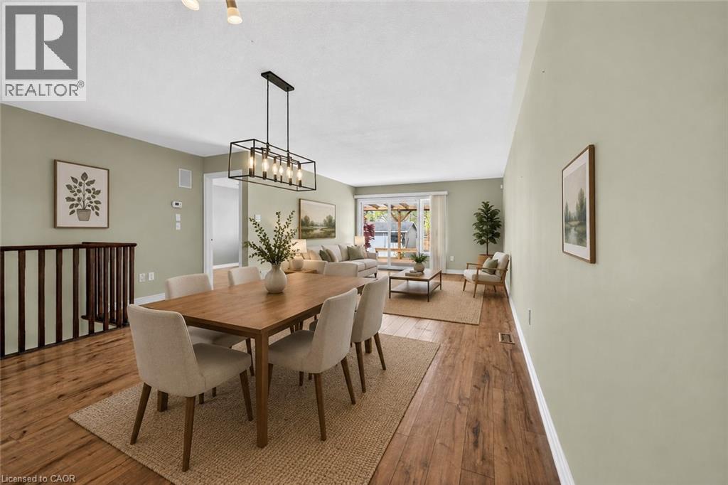 32 Woodburn Avenue, St. Catharines, Ontario  L2P 0B8 - Photo 4 - 40828021