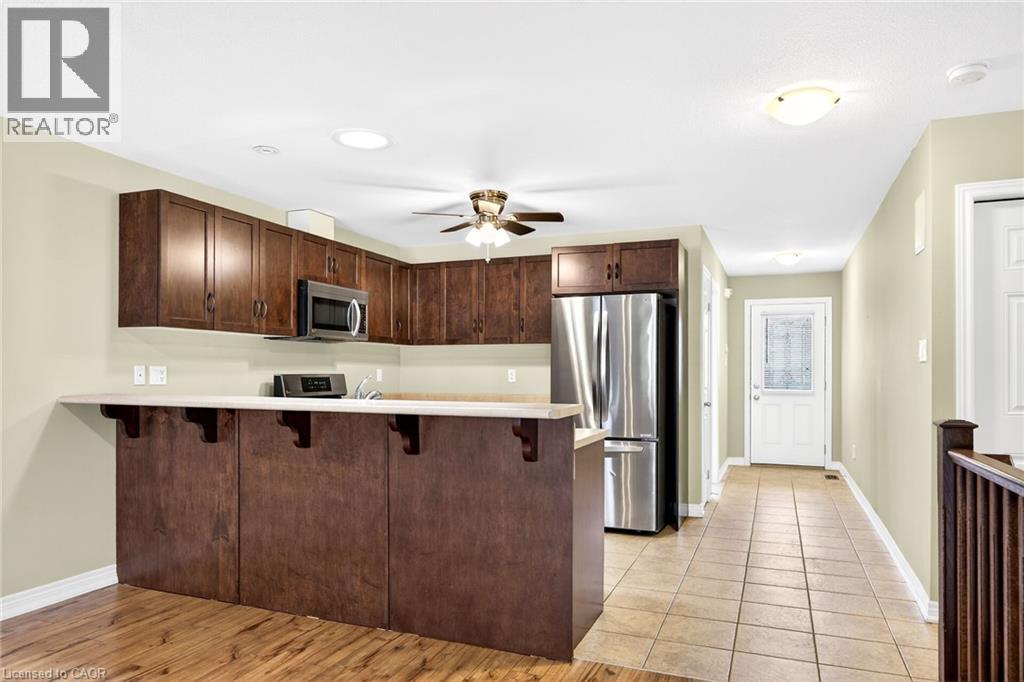 32 Woodburn Avenue, St. Catharines, Ontario  L2P 0B8 - Photo 6 - 40828021