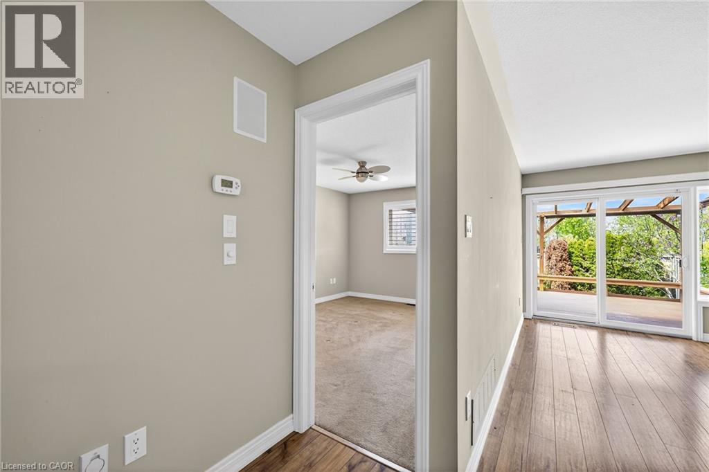 32 Woodburn Avenue, St. Catharines, Ontario  L2P 0B8 - Photo 14 - 40828021