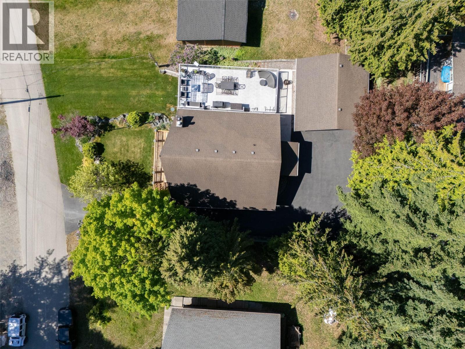 8697 St. Ives Road