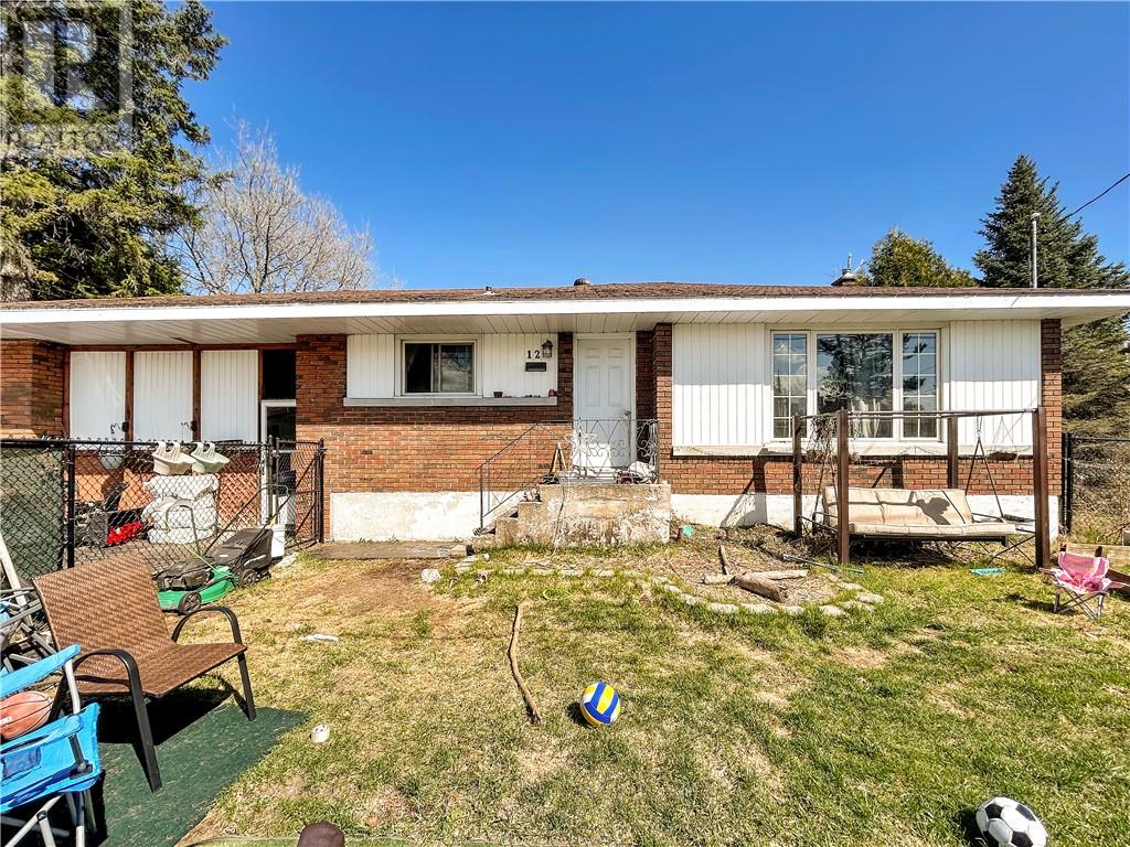 12 Wickwas Street, Onaping, Ontario  P0M 2R0 - Photo 4 - 2127847