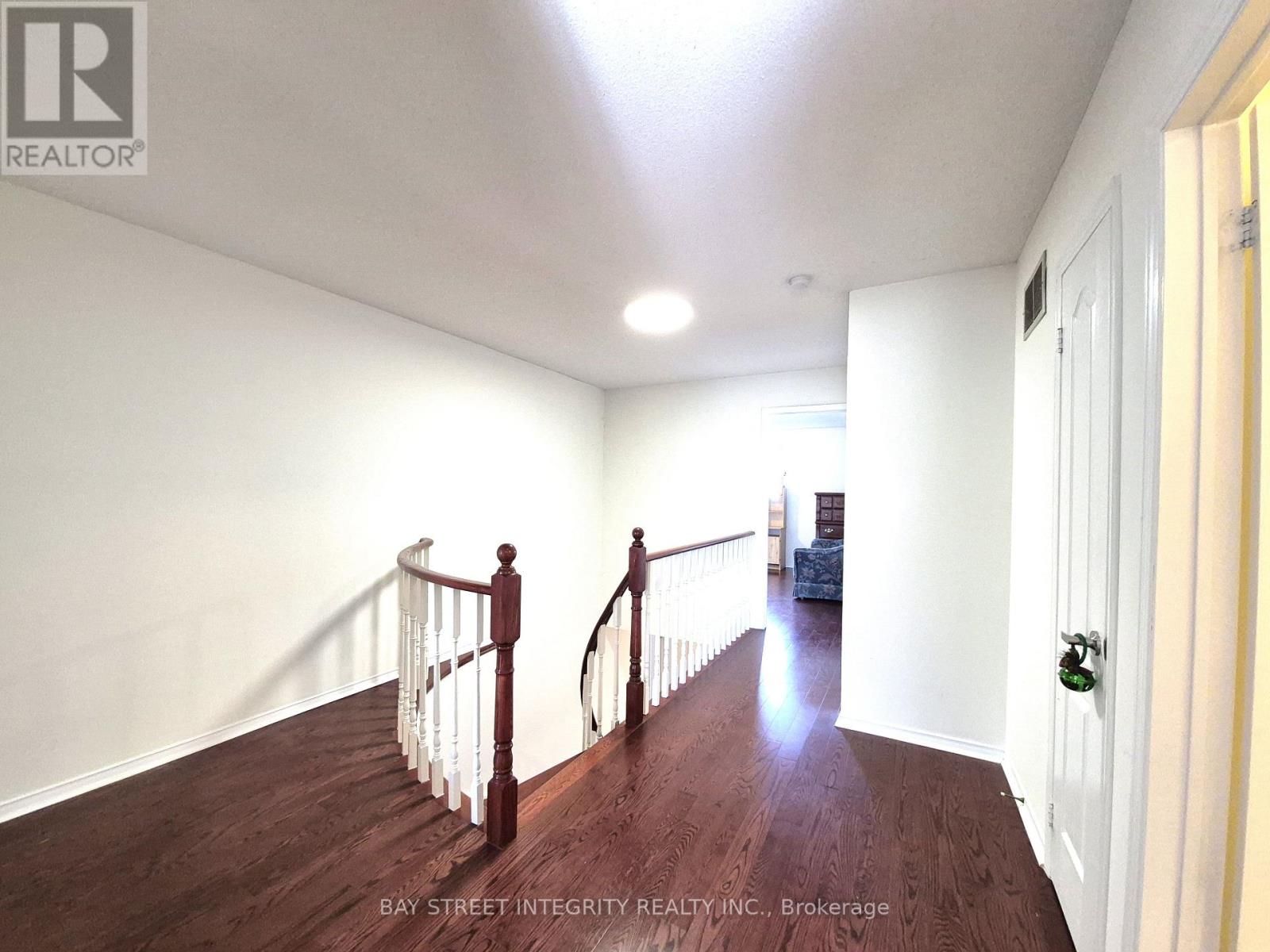 5132 Guildwood Way, Mississauga, Ontario  L5R 2S7 - Photo 15 - W13141744