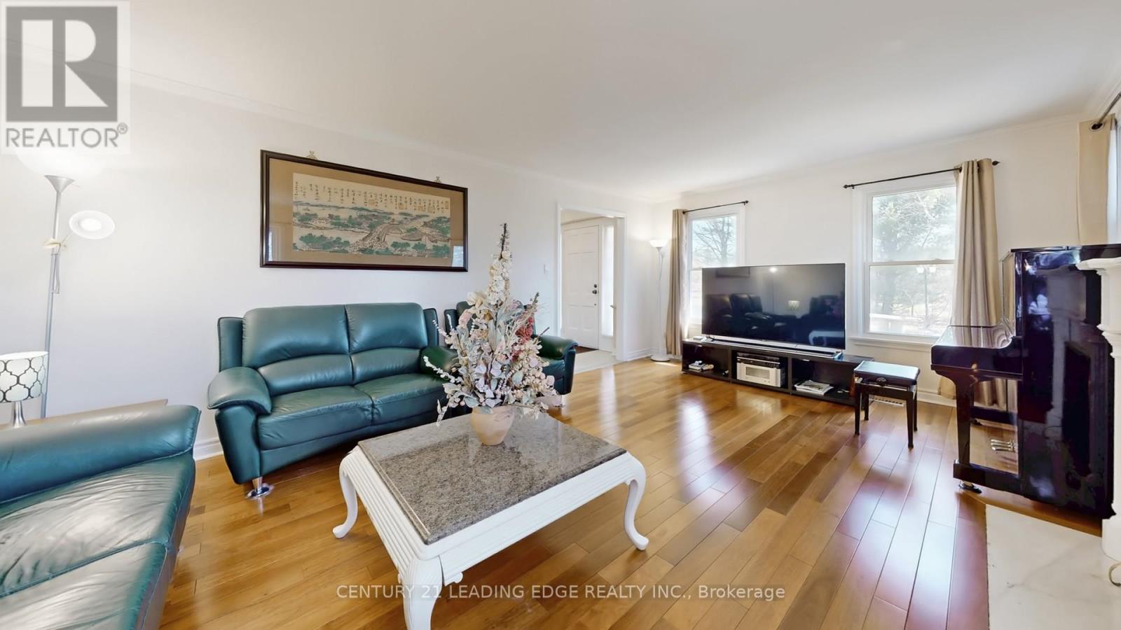 18 Kennedy Lane, Whitchurch-Stouffville, Ontario  L4A 2J5 - Photo 4 - N13000884