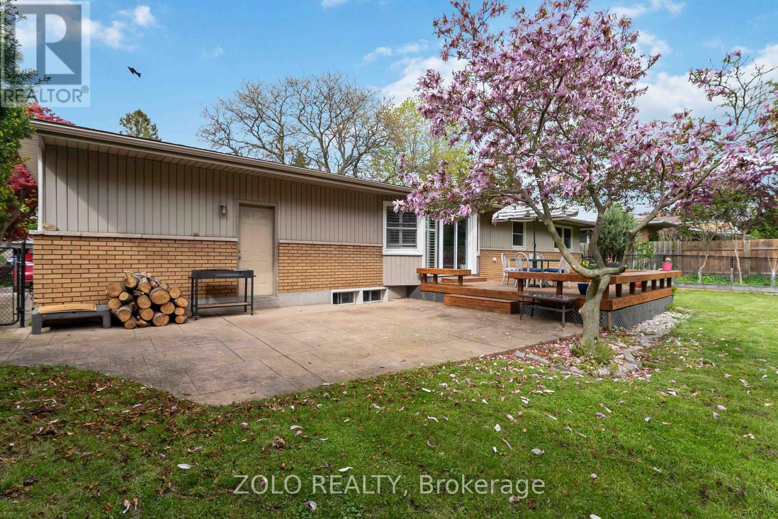 9 Brookside Avenue, Grimsby, Ontario  L3M 1V8 - Photo 22 - X13141718