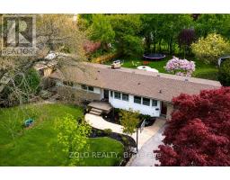 9 BROOKSIDE AVENUE, Grimsby, Ontario
