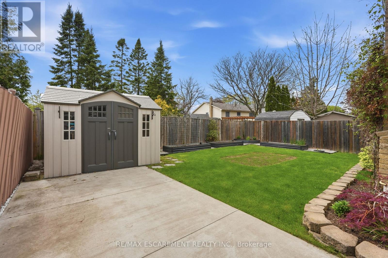 300 Eaglewood Drive, Hamilton, Ontario  L8W 1T5 - Photo 39 - X13141770