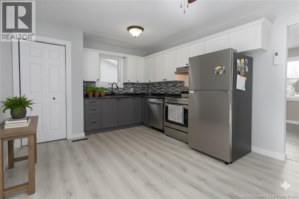 21 Shawn Court, Riverview, New Brunswick  E1B 3R5 - Photo 11 - NB134348
