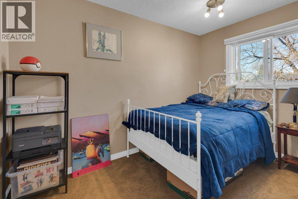 16 Alcock Close, Okotoks, Alberta  T1S 1H1 - Photo 17 - A2309003