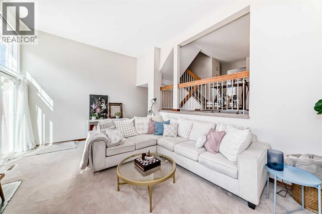 374 Point Mckay Gardens NW, Calgary, Alberta  T3B 4V8 - Photo 8 - A2309597