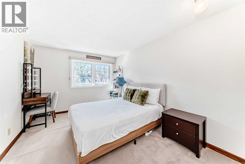 374 Point Mckay Gardens NW, Calgary, Alberta  T3B 4V8 - Photo 29 - A2309597