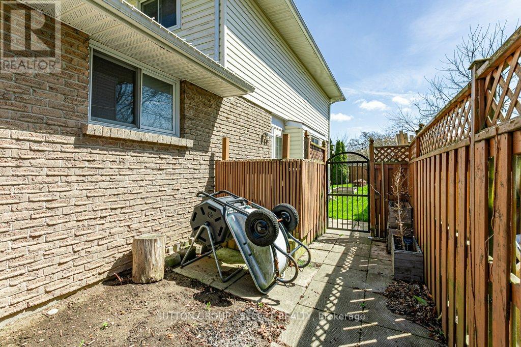17 Acton Crescent, London South, Ontario  N6E 1W6 - Photo 26 - X13141852