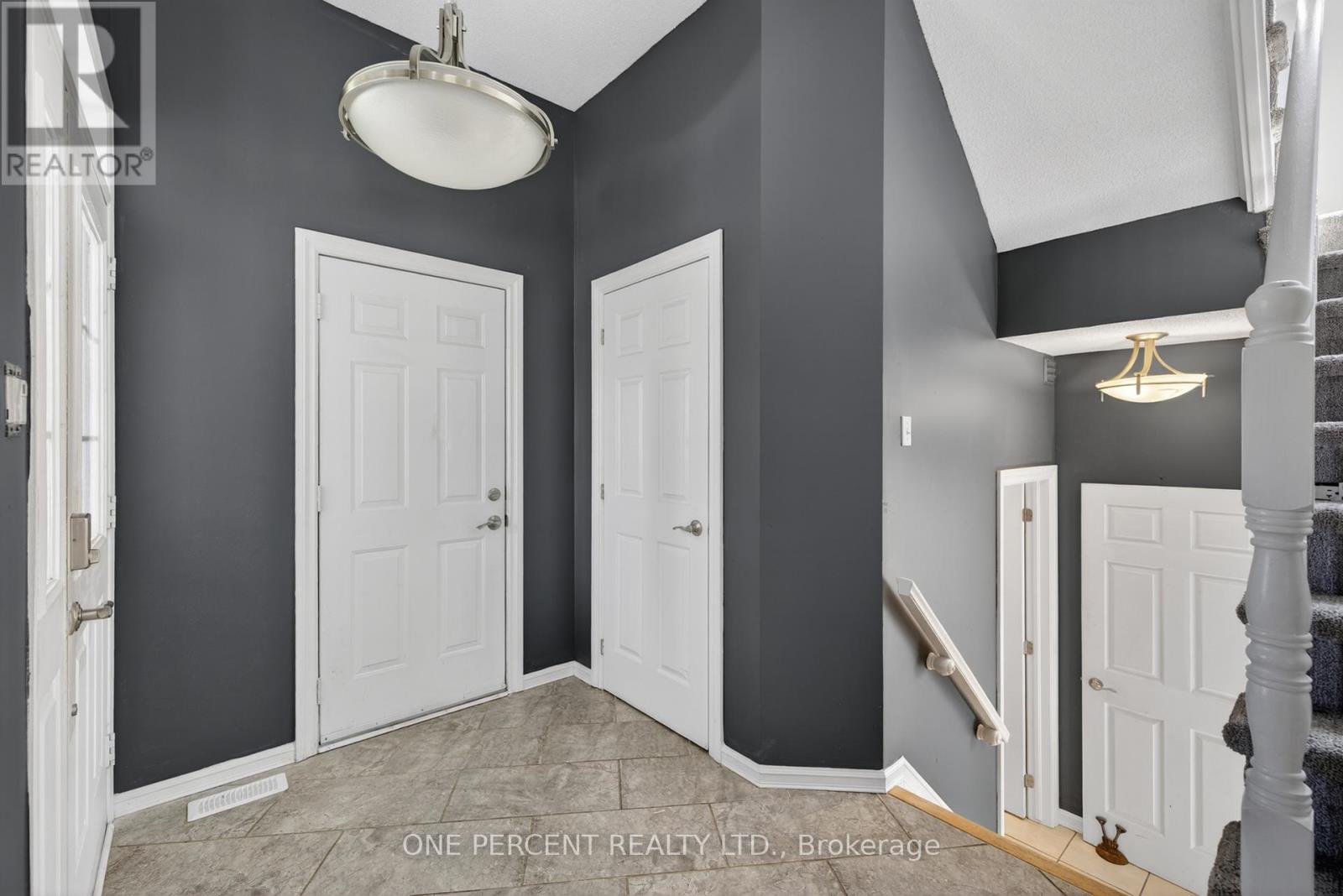 1800 Nicolet Way, Ottawa, Ontario  K4A 3T7 - Photo 2 - X13141792