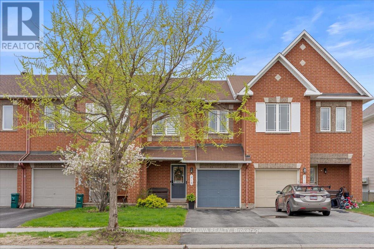 218 Flamborough Way, Ottawa, Ontario  K2W 1G5 - Photo 1 - X13141804