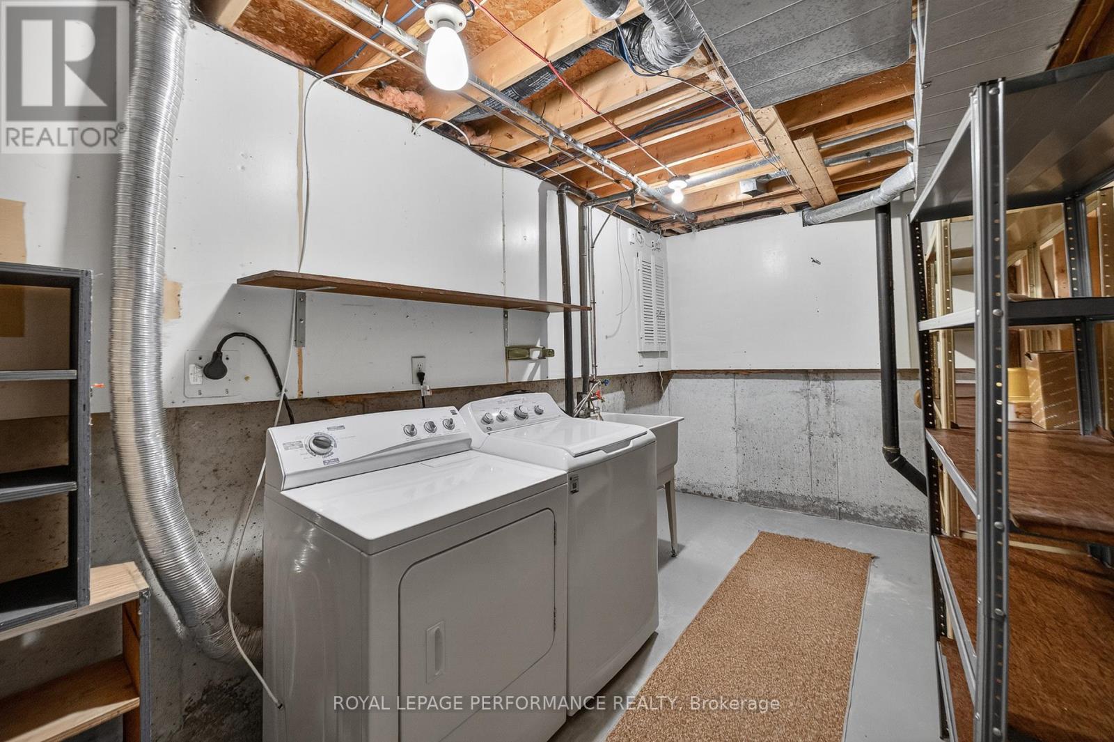 402 Duval Lane, Ottawa, Ontario  K1E 2K2 - Photo 45 - X13141816