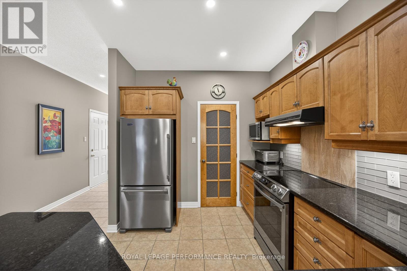 18 Chapelier Private, Ottawa, Ontario  K1E 3Y1 - Photo 14 - X13141830