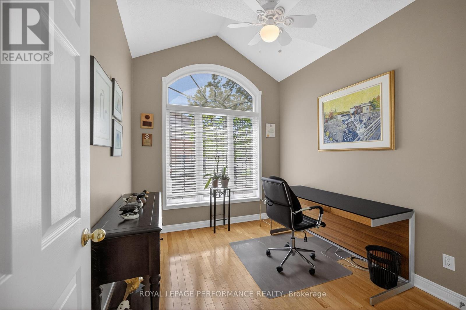 18 Chapelier Private, Ottawa, Ontario  K1E 3Y1 - Photo 7 - X13141830