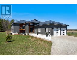 462 ALTHORPE ROAD, Tay Valley, Ontario
