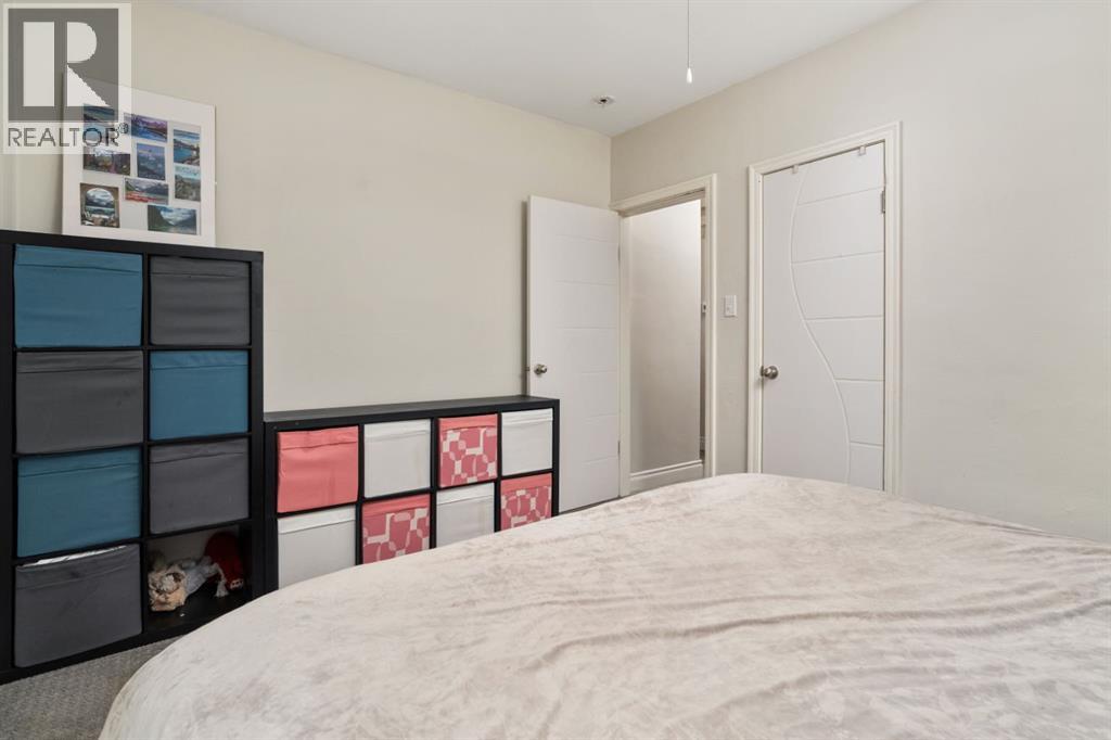 5211 48 Street, Camrose, Alberta  T4V 1M2 - Photo 10 - A2312252