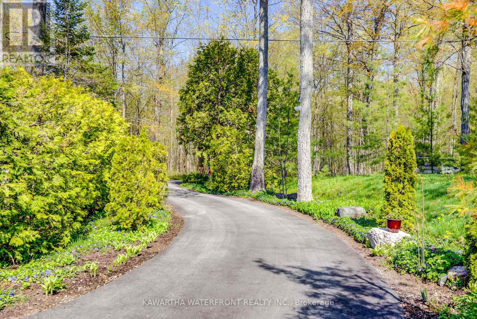 48 Maple Avenue, Kawartha Lakes, Ontario  K0M 2B0 - Photo 45 - X12893708
