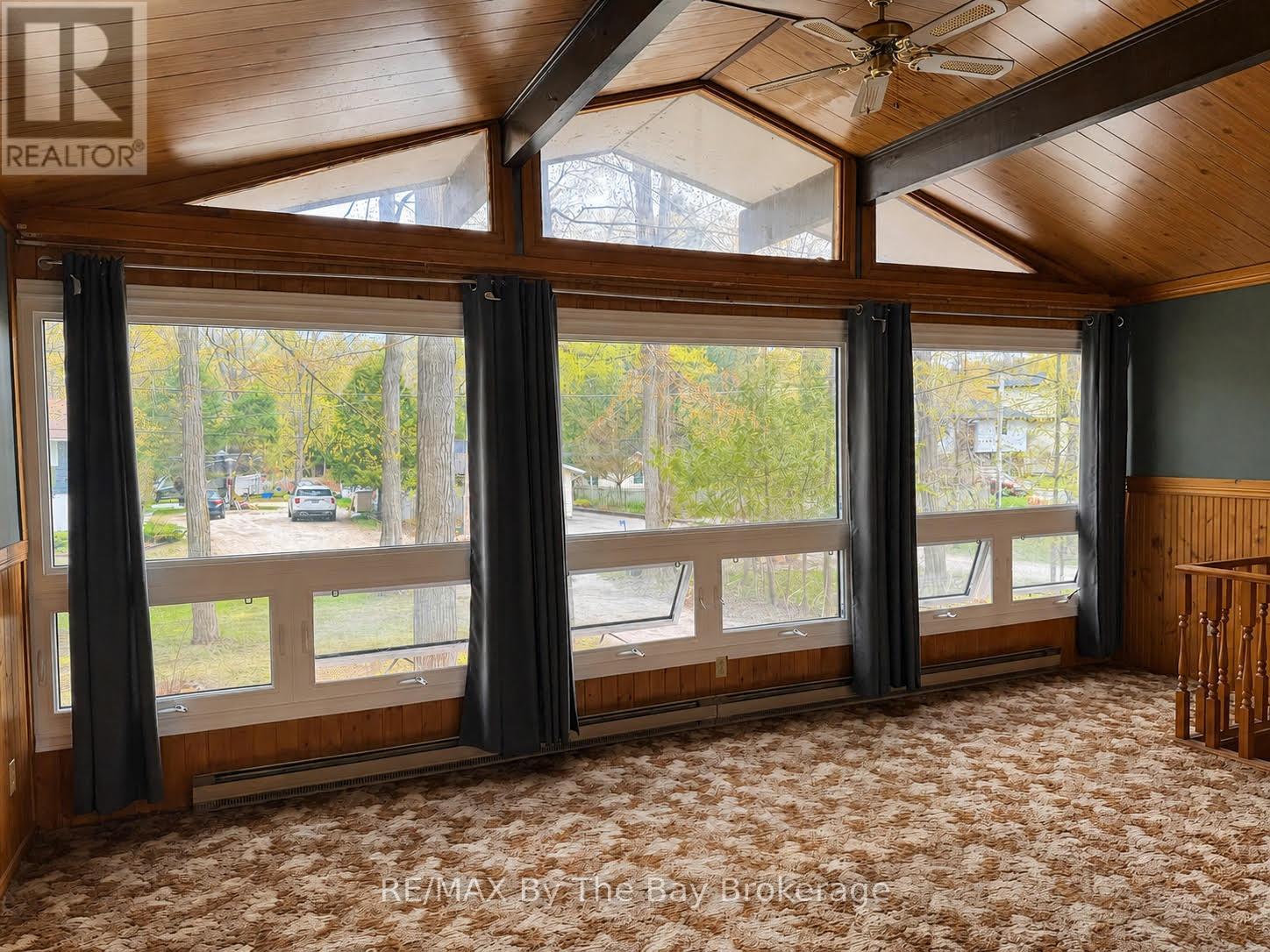 288 Knox Road E, Wasaga Beach, Ontario  L9Z 2T5 - Photo 3 - S13141868