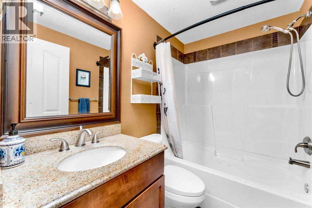 199 Adams Close, Red Deer, Alberta  T4R 3C8 - Photo 39 - A2310995