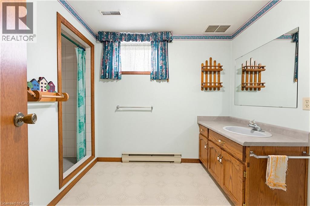 64 Hilltop Court, Heidelberg, Ontario  N0B 2M1 - Photo 28 - 40827535