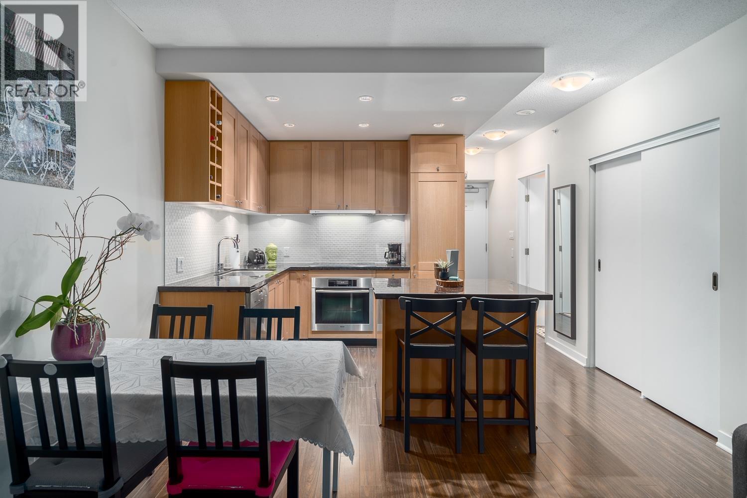1905 821 CAMBIE STREET, Vancouver, British Columbia