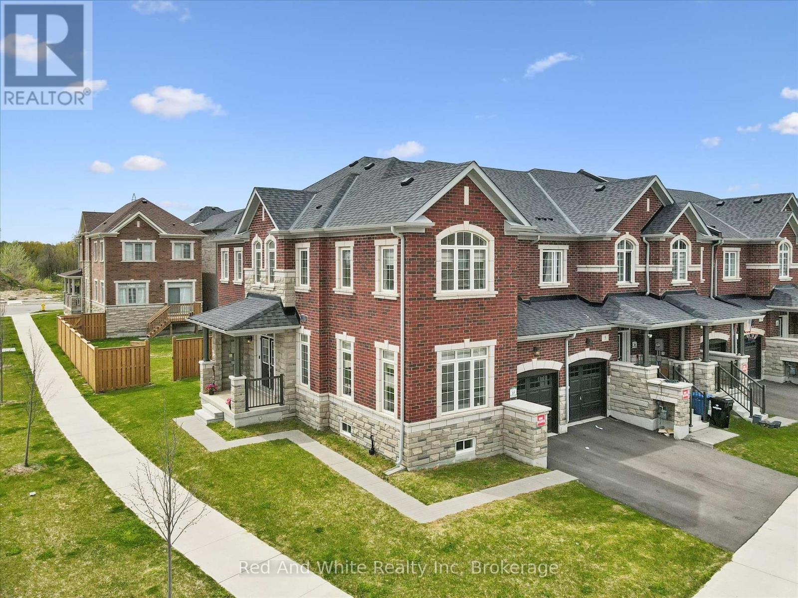 3 Gledhill Crescent, Cambridge, Ontario  N1R 5S2 - Photo 2 - X13141828