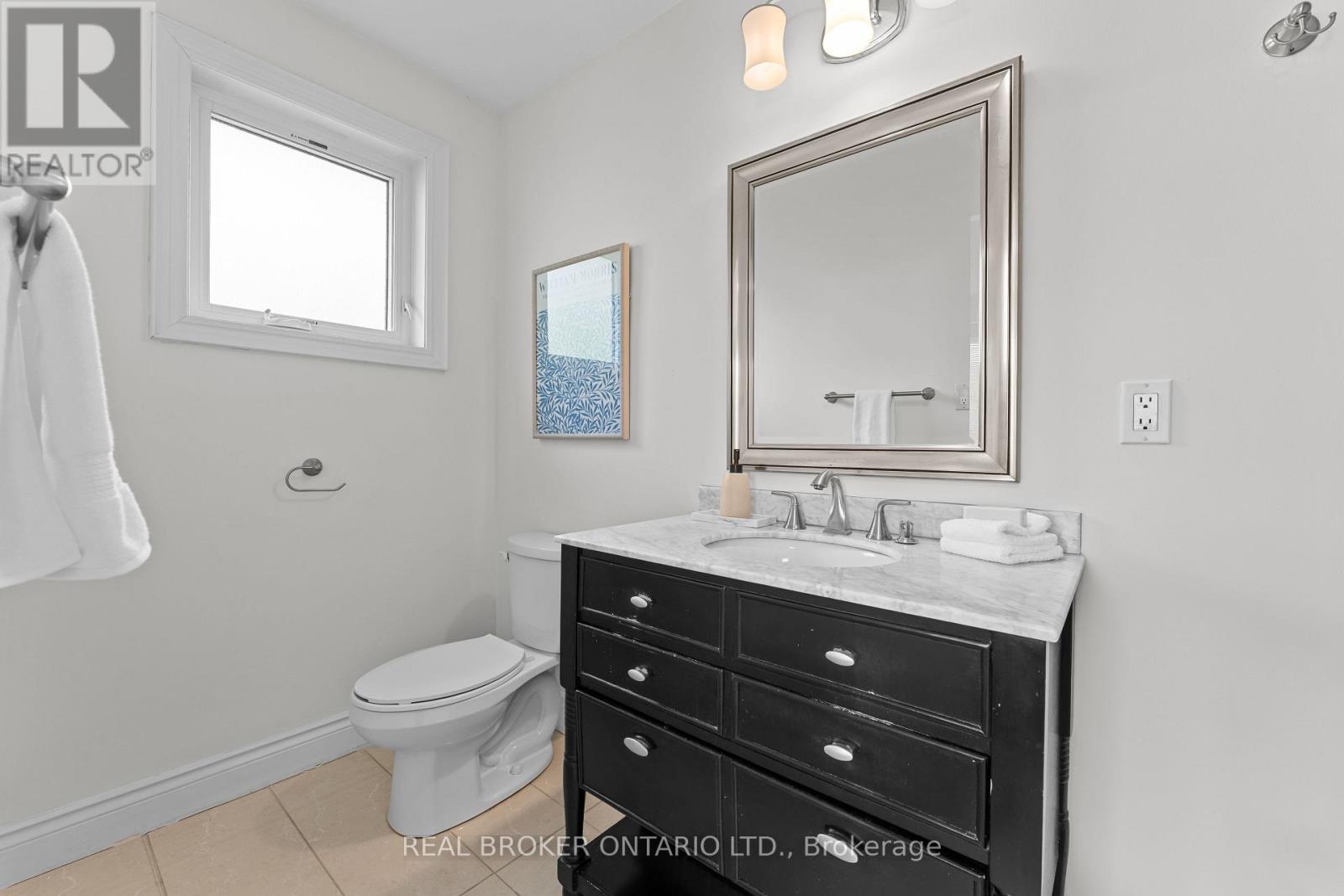 111 Madawaska Avenue, Toronto, Ontario  M2M 2R5 - Photo 20 - C13141790