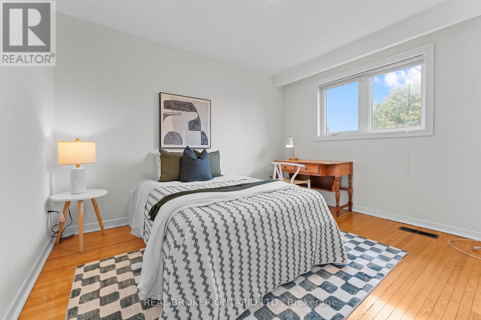 111 Madawaska Avenue, Toronto, Ontario  M2M 2R5 - Photo 21 - C13141790