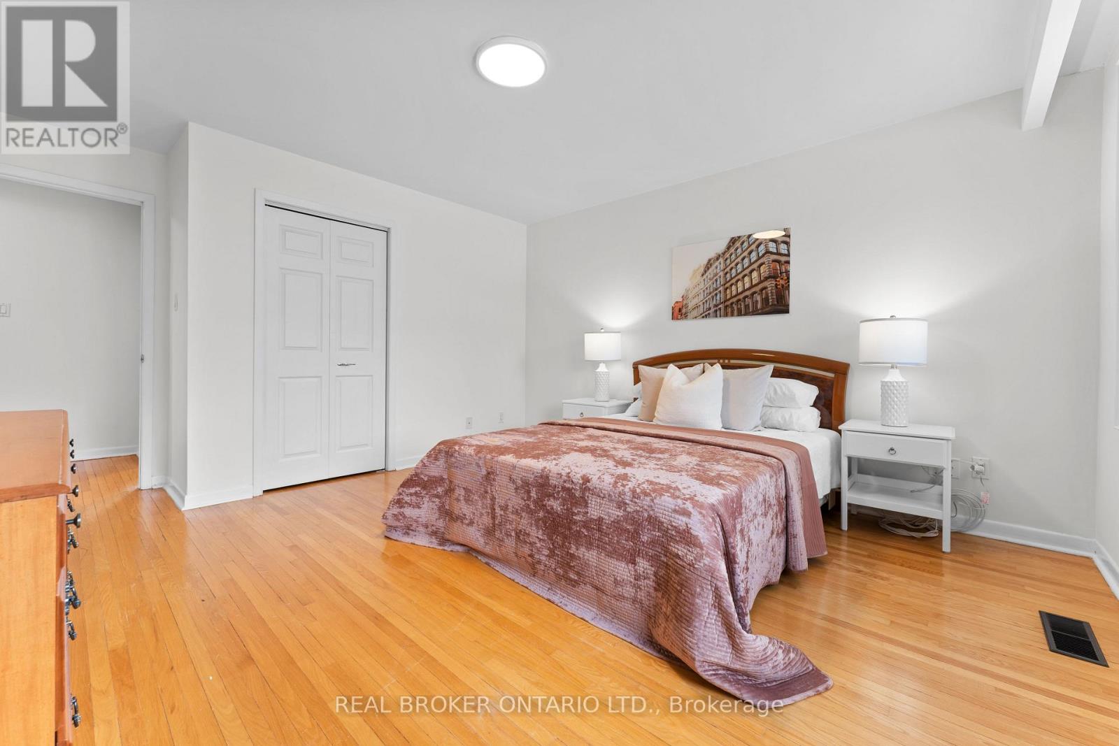 111 Madawaska Avenue, Toronto, Ontario  M2M 2R5 - Photo 27 - C13141790