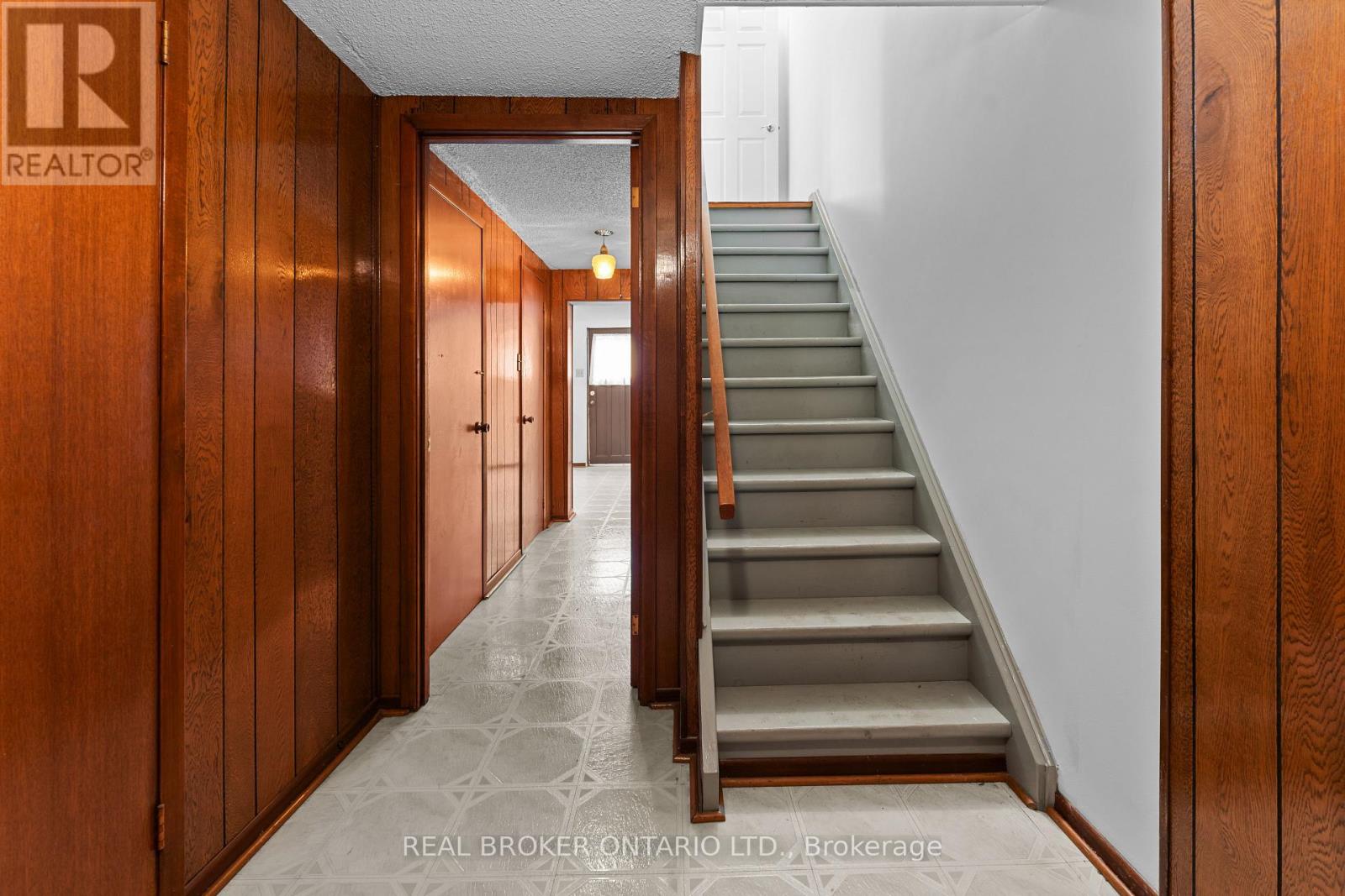 111 Madawaska Avenue, Toronto, Ontario  M2M 2R5 - Photo 31 - C13141790