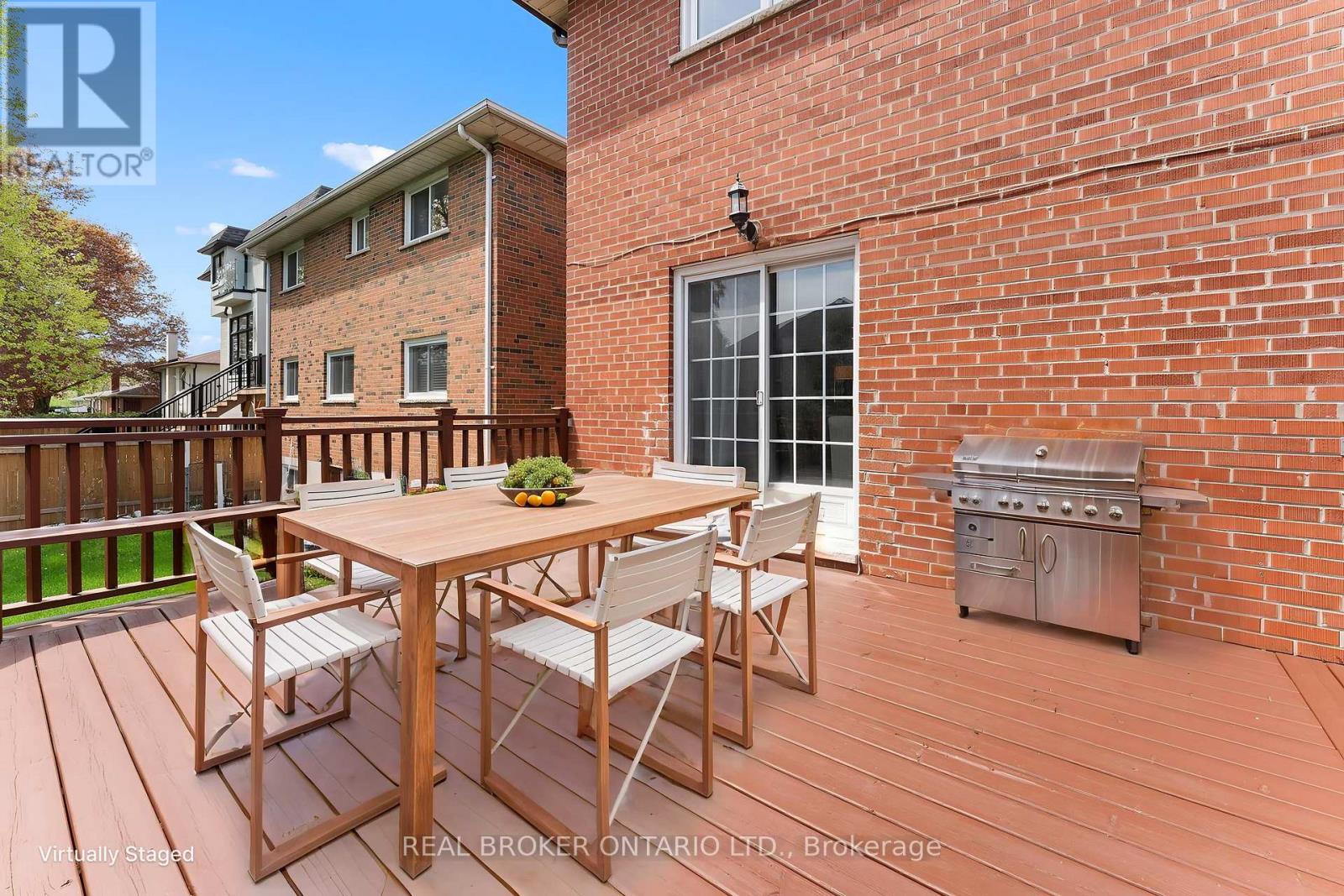 111 Madawaska Avenue, Toronto, Ontario  M2M 2R5 - Photo 32 - C13141790