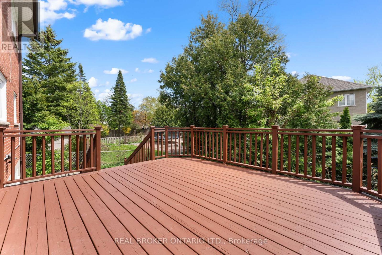 111 Madawaska Avenue, Toronto, Ontario  M2M 2R5 - Photo 33 - C13141790