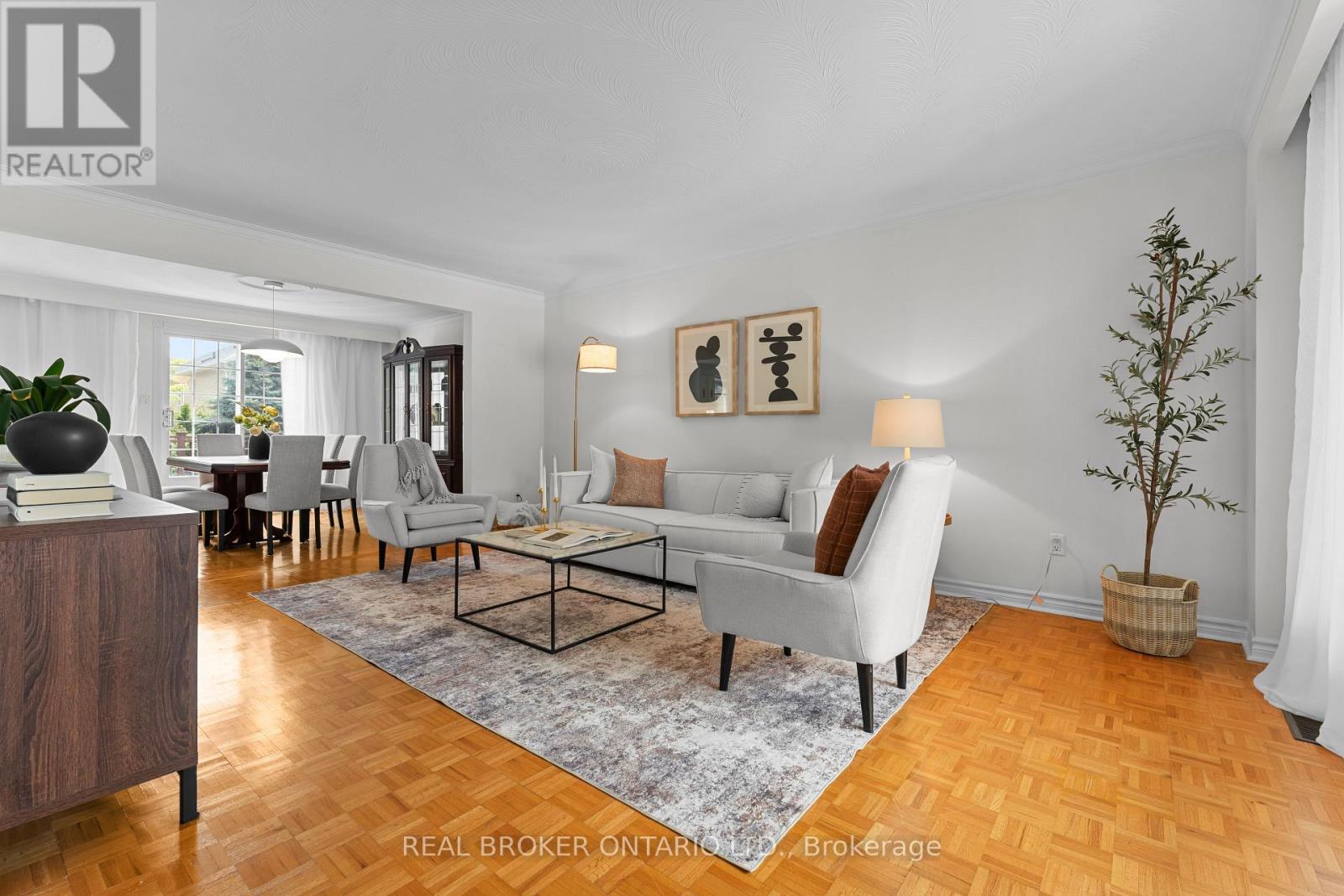 111 Madawaska Avenue, Toronto, Ontario  M2M 2R5 - Photo 4 - C13141790